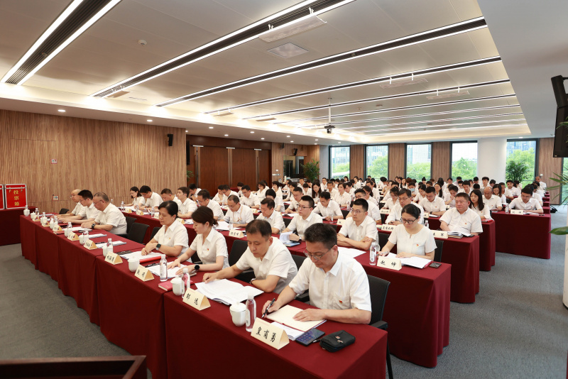 1739437007234686pXbr.jpg 浙江東方第八次黨員大會(huì) 全景.jpg